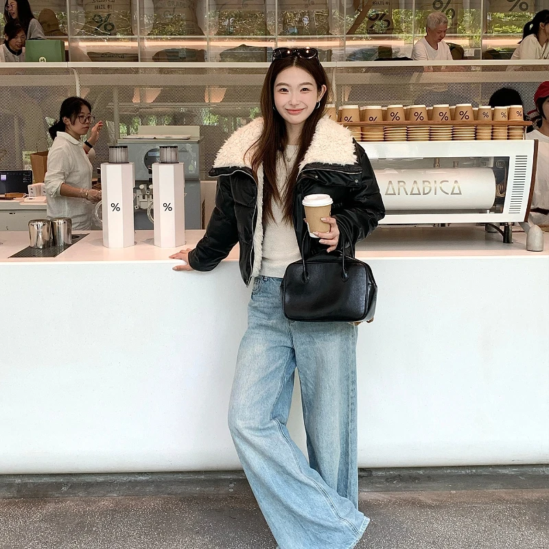 سترة كلاسيكية سميكة من جلد الضأن الصناعي من جلد البولي يوريثان للنساء شتوية Y2K ملابس الشارع الشهير معاطف للدراجات النارية Bf ملابس خارجية أمريكية دافئة 2025