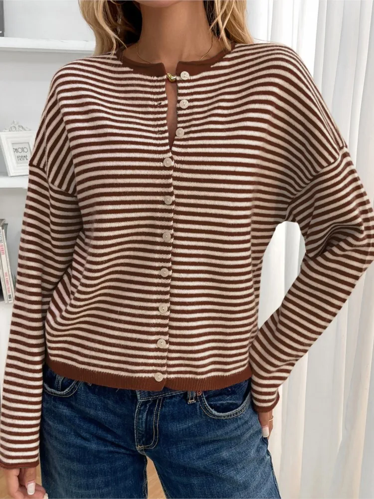 

2025 Autumn Spring Casual Cardigans Home Clothing Cardigan Woman Commuting Fall Clothes Tops Elegant Homewear Knitted Striped