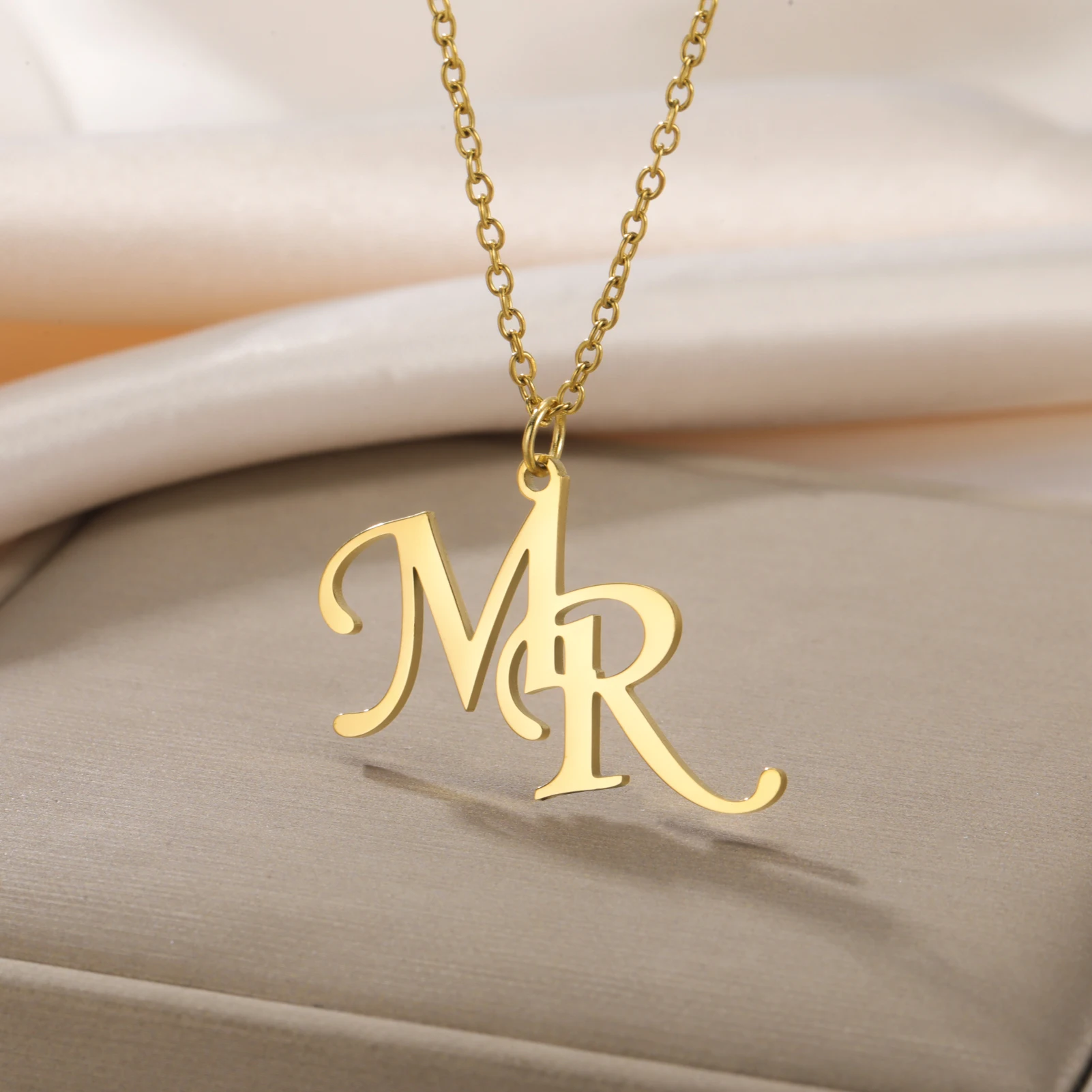 Lemegeton personnalisé lettre initiale collier Alphabet nom pendentif femmes hommes en acier inoxydable bijoux lettres personnalisées cadeaux