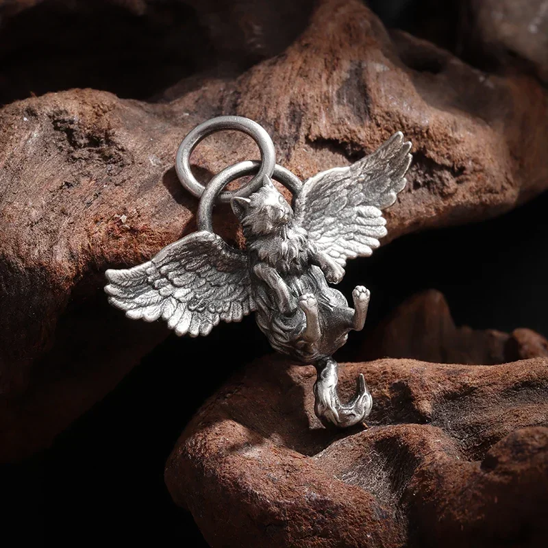 Retro Silver Plated Cute Pet Cat Wings Animal Pendant Necklace for Men Women Personalized Fashion Jewelry Couple Gifts