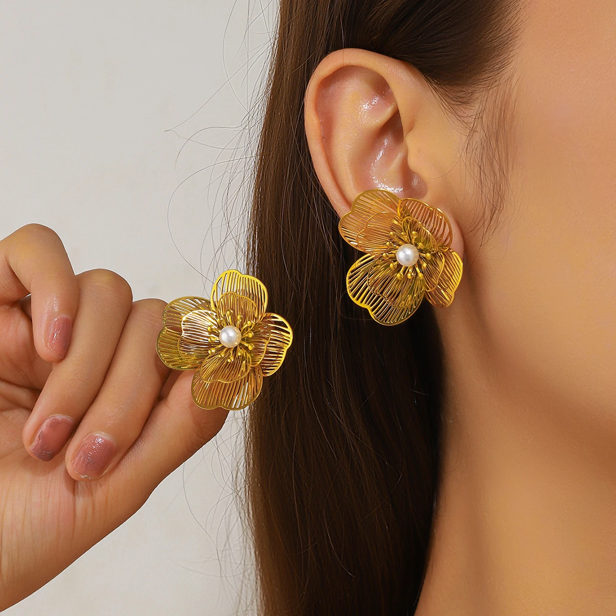 New Luxury Glazed Rhinestone Dangle Earrings for Women Girls Exaggerated Colorful Alloy Crystal With Diamonds Earrings for women