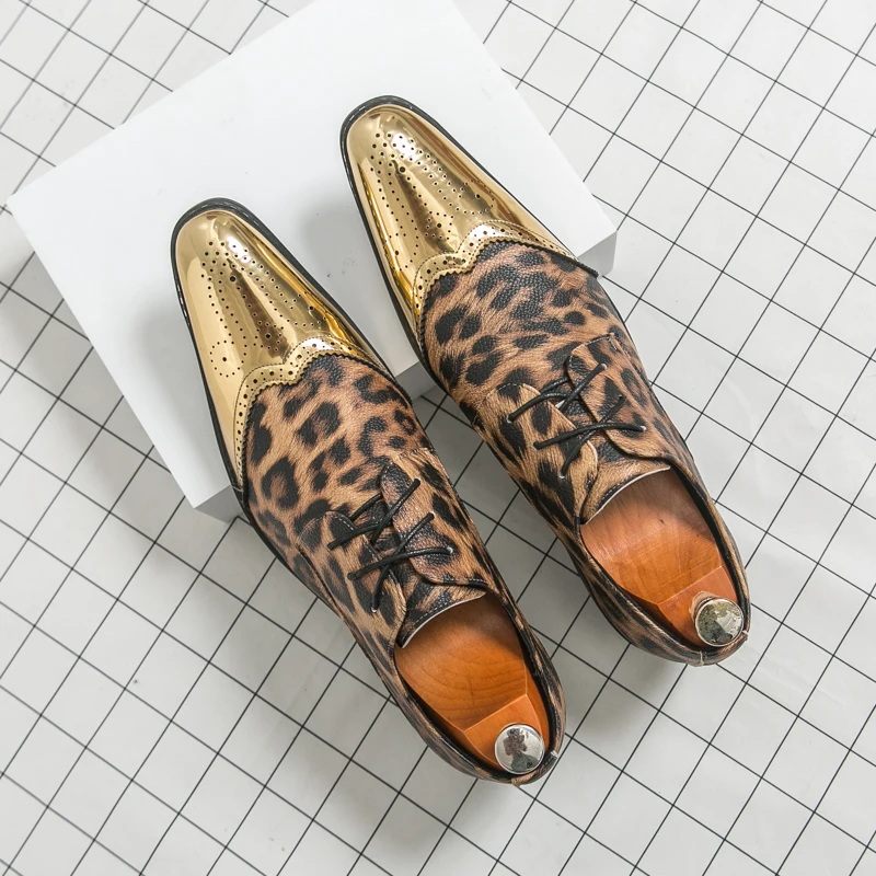 

Summer popular Blok carved men shoes personalized mirror breathable leopard print splicing hairstylist DJ fashion shoes