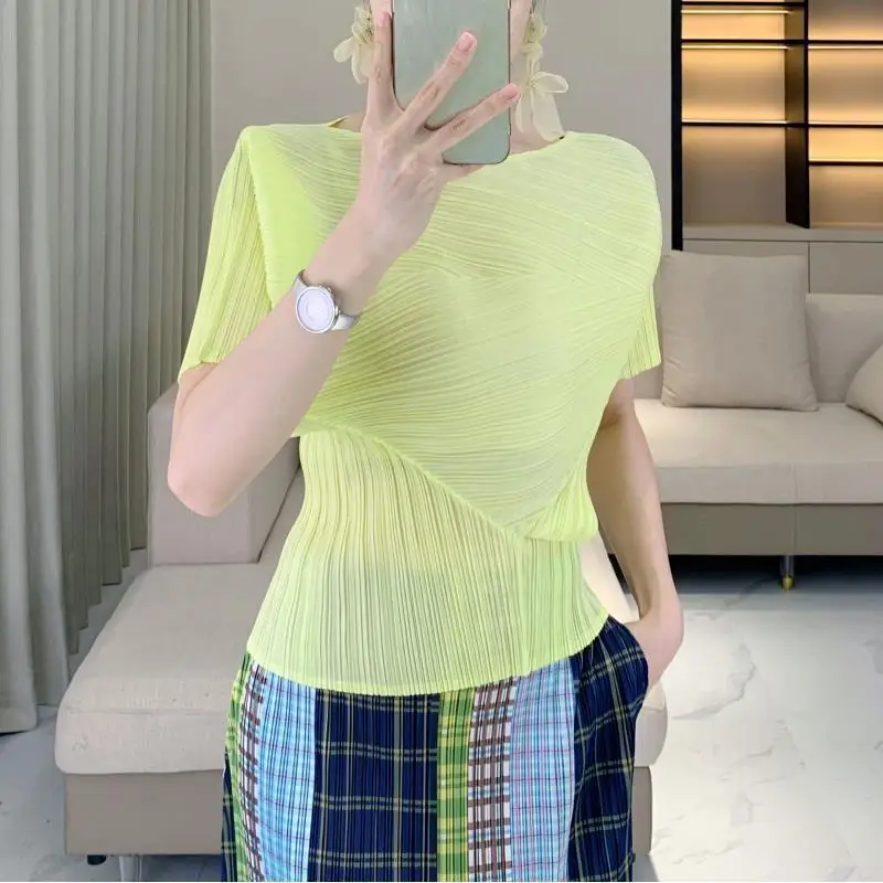 summer new short-sleeved waist three-dimensional irregular triangular design versatile top