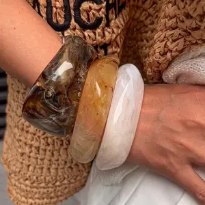 12 meilleurs bracelets de ventes pour l’an 2000 - No 2