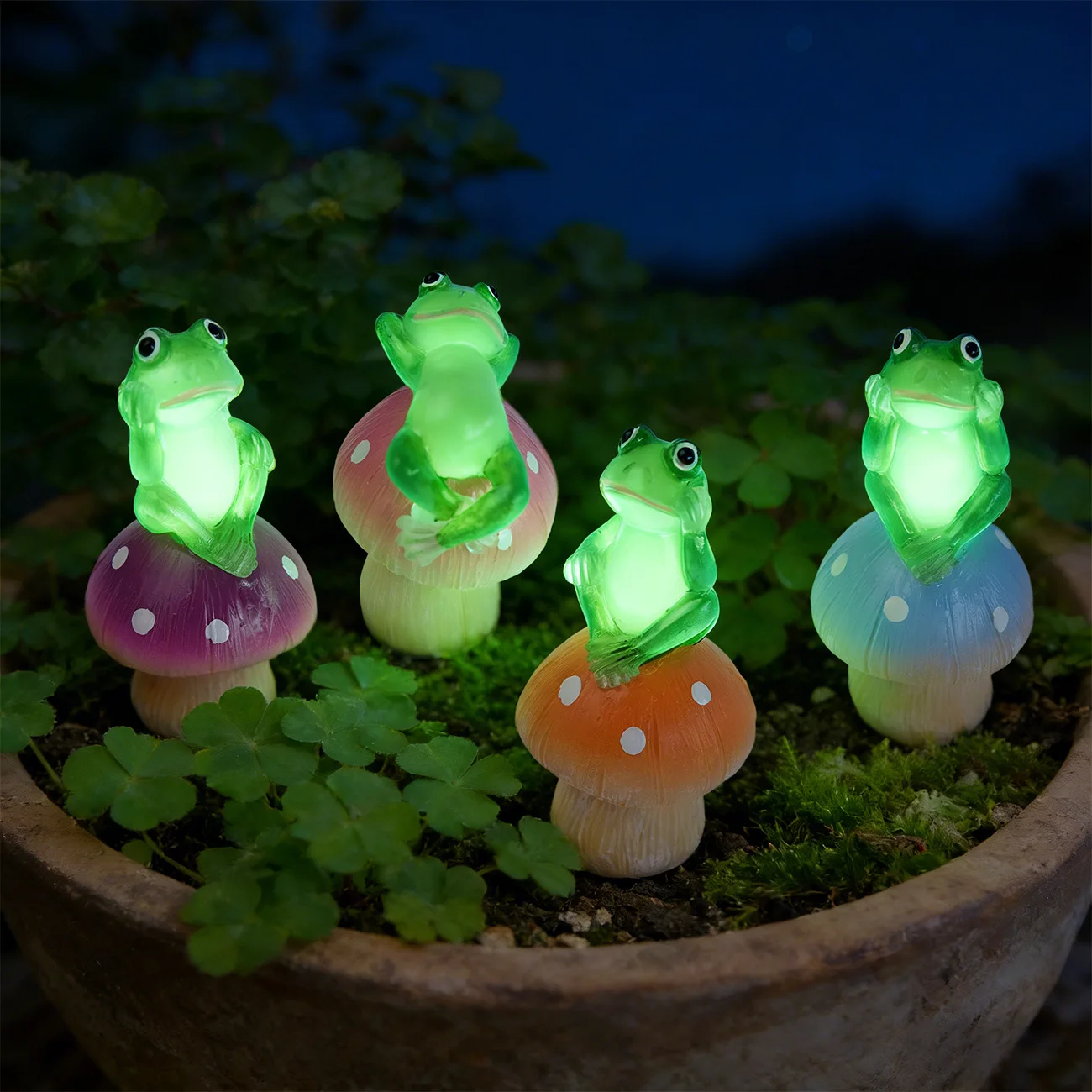 Luminous Mushroom Thinker Frog Resin Crafts Ornament Fluorescent Garden Potted Plant Micro Landscape Floor Insert