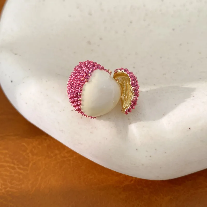 Cute Sweet Lychee Fruit Brooch for Women Red Enamel Vivid Charm Brooch Pin Office Party Jewelry Gift