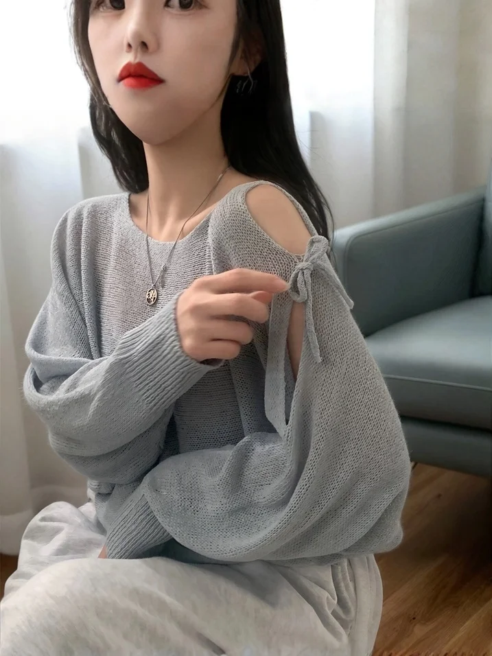 Chic Spring Summer Loose Shoulder Slit off Shoulder Long Sleeve Knitted Top Thin Overhead Sweater Women's Loose Fit round Neck