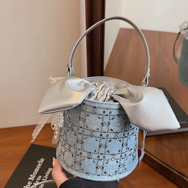 

Summer Hot Item, High-end Texture, Fashionable and Versatile Handbag, Women's 2025 New Fashionable Bucket Bag, Crossbody Bag