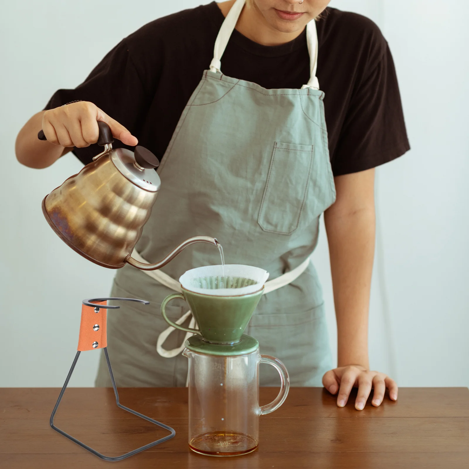 

1Pcs Handcrafted Pour-Over Coffee Dripper Stand Iron Filter Cup Holder Reusable Metal Coffee Filter Rack for Home and Office Use