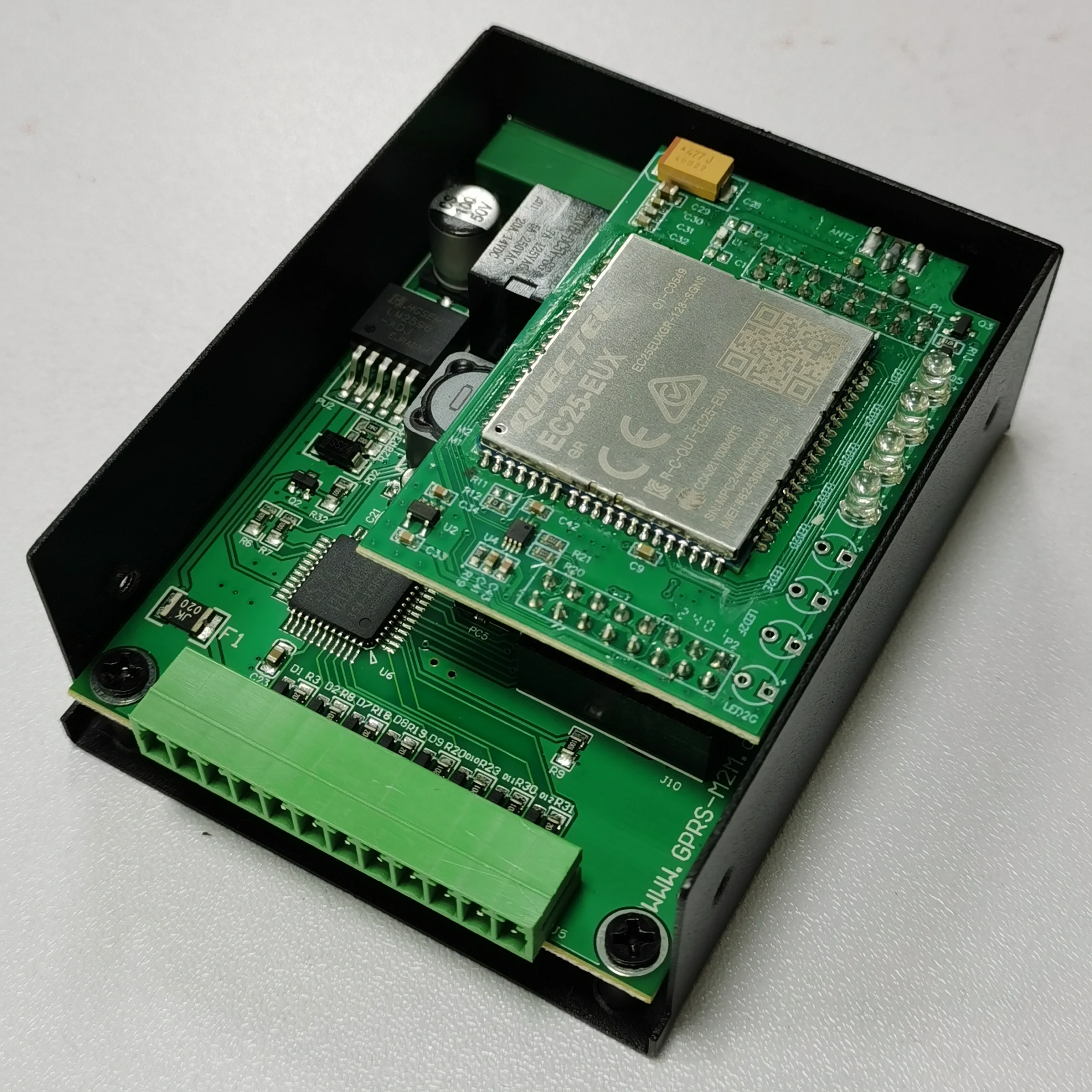 8-channel Switch SMS Alarm Controller GSM 2G 4G Temperature Humidity Monitoring Water Pump Control 1-channel Relay Output