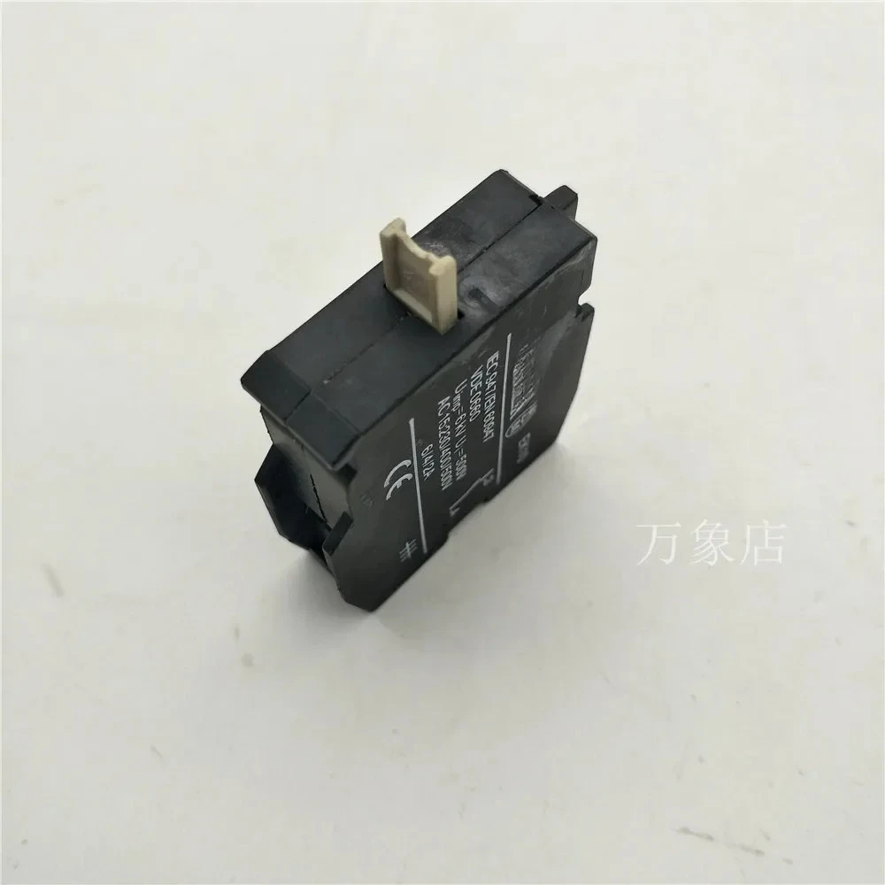 (Suitable for MOELLER) EK10 auxiliary contact 340 real photo VDE0660 brand new original button accessory