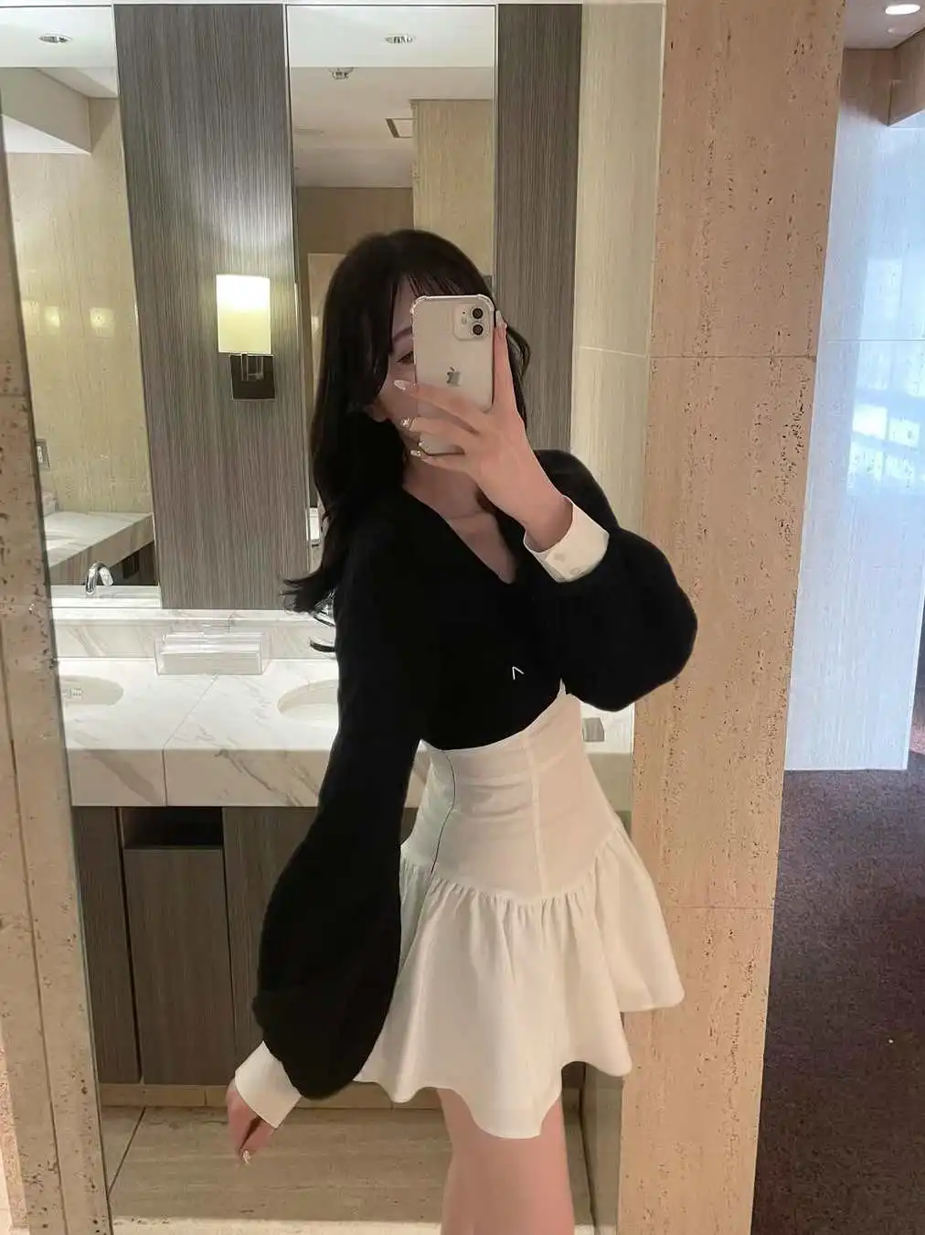 Original Niche Design Autumn New Item Fake Two-piece Splicing Waist Cinching and Revealing Versatile Dresses for Women