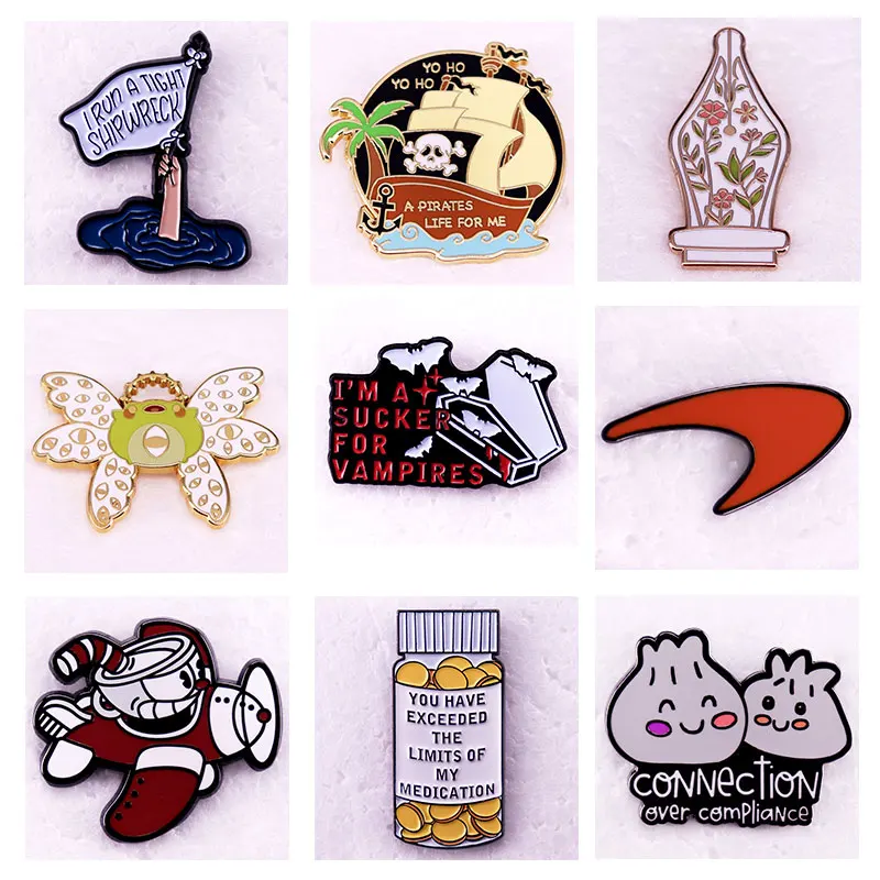 مثيرة للاهتمام الكرتون المعادن المينا دبابيس الأصالة الاقتباسات الفنون شارة التلبيب الرجال النساء مجوهرات الأزياء اكسسوارات بروش الهدايا