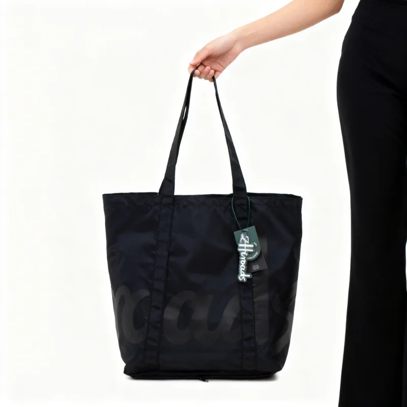 

Полностью черная очень большая многоразовая сумка — компактная сумка для продуктов и путешествий через плечо