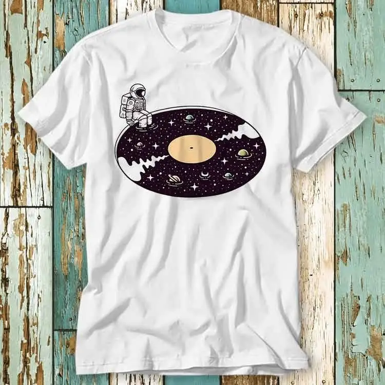 Cosmic Sound Astronaut Vinyl Pool Planet Music T Shirt Top Design Ladies Mens Retro Fashion Vintage S785