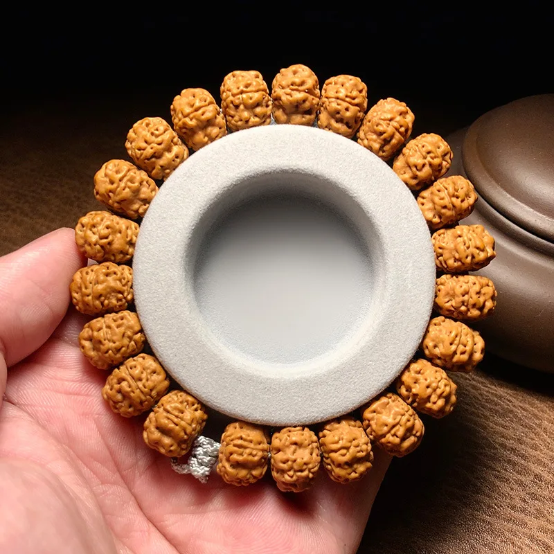 

Small Vajra Bodhi Men's Buddhist Prayer Beads Plum Blossom Double Tree Single Circle Five-Petal Bracelet
