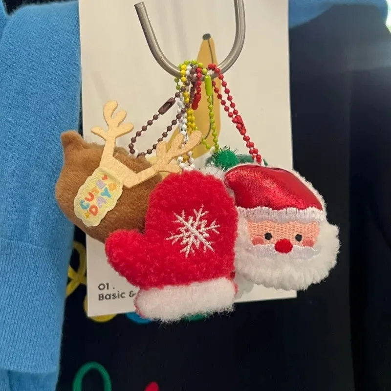 Criativo recheado bonecas de pelúcia natal pingente de pelúcia elk boneco de neve dos desenhos animados chaveiro saco pingente macio brinquedo de pelúcia pingente chave do carro 