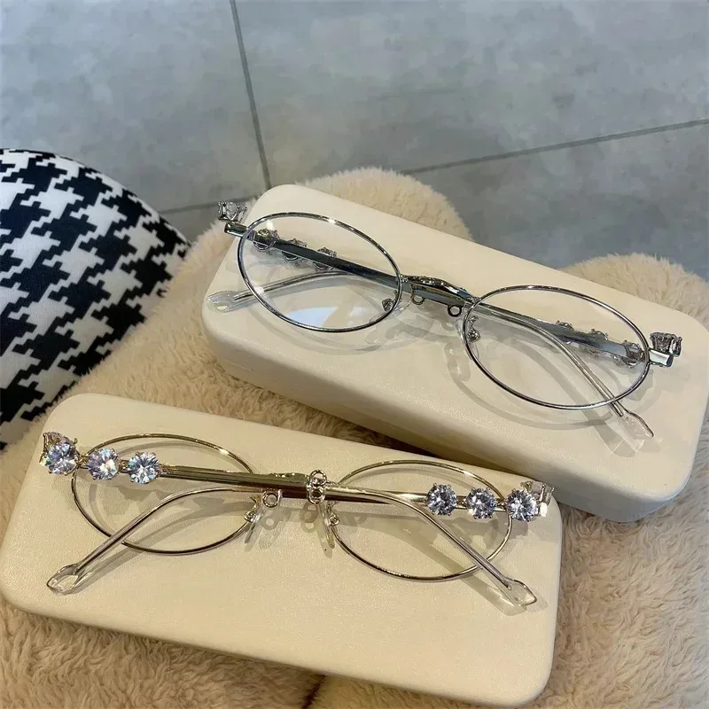 Metal Oval Shades Women Men Rhinestone Diamonds Sunglasses 2025 Unisex Bling Eyeglasses Frames Uv400 Fashion Eyewear Glasses