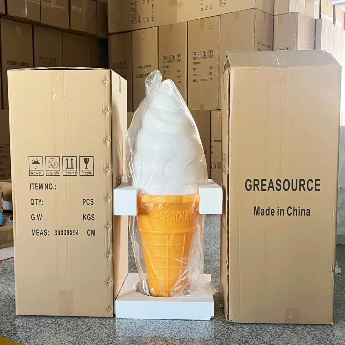 95cm/34.7in Amusement Park Decoration Model with Power Light Color Change Led Lamp Display Ice Cream Shape Soft Serve Party