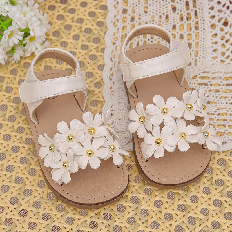 Girls' Sandals Children's Beach Shoes Korean Version of Little Princess New Fashion Summer Soft Sole Fashion