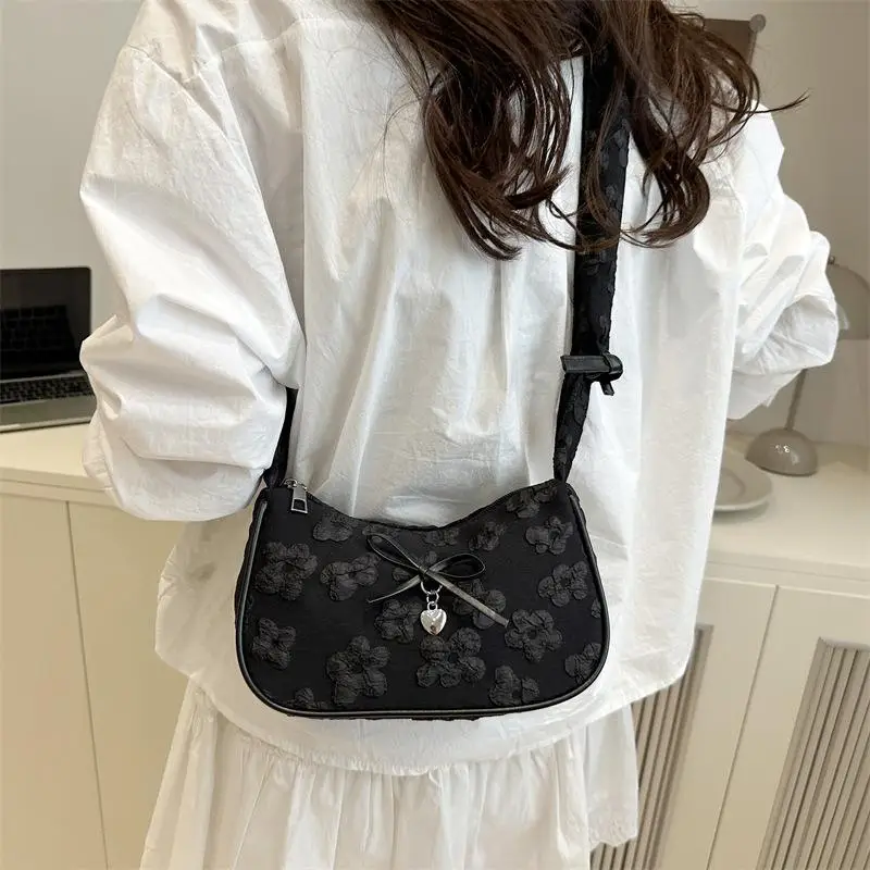 

Bow Floral Print Pleated Crescent Bag Shoulder Bag Women's Fashion Trendy Crossbody Bag Girl Sweet Handbag High-end Commuter Bag