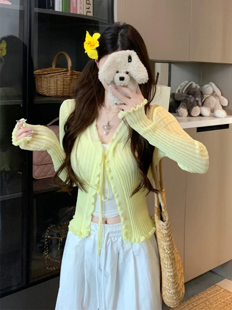 สีเหลืองเสื้อคาร์ดิแกนถักแขนยาวผู้หญิงฤดูใบไม้ร่วงใหม่เสื้อกันหนาวบางป้องกันแสงแดดแจ๊กเก็ต SLIM FIT TOP OUTERWEAR