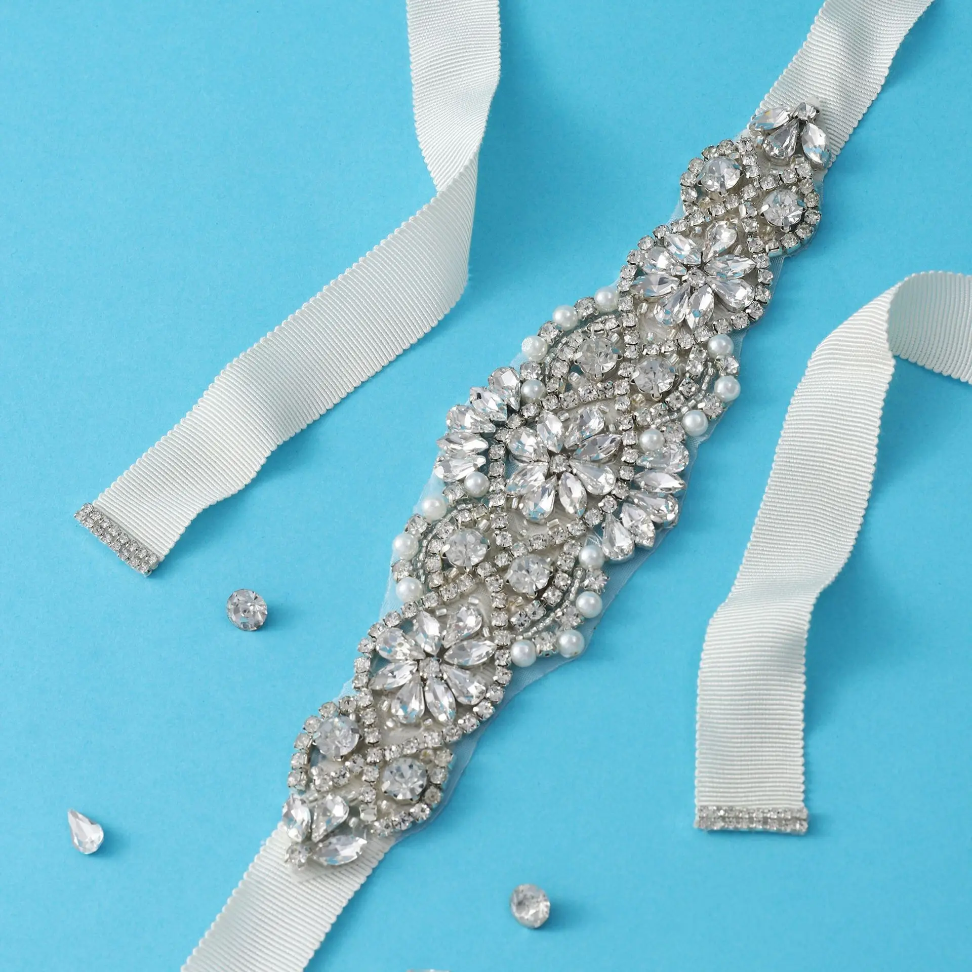 

Alloy Rhinestone & Pearl Bridal Waist Cincher Crystal Embellished Wedding Belt Performance Costume Garment Waistband Accessories