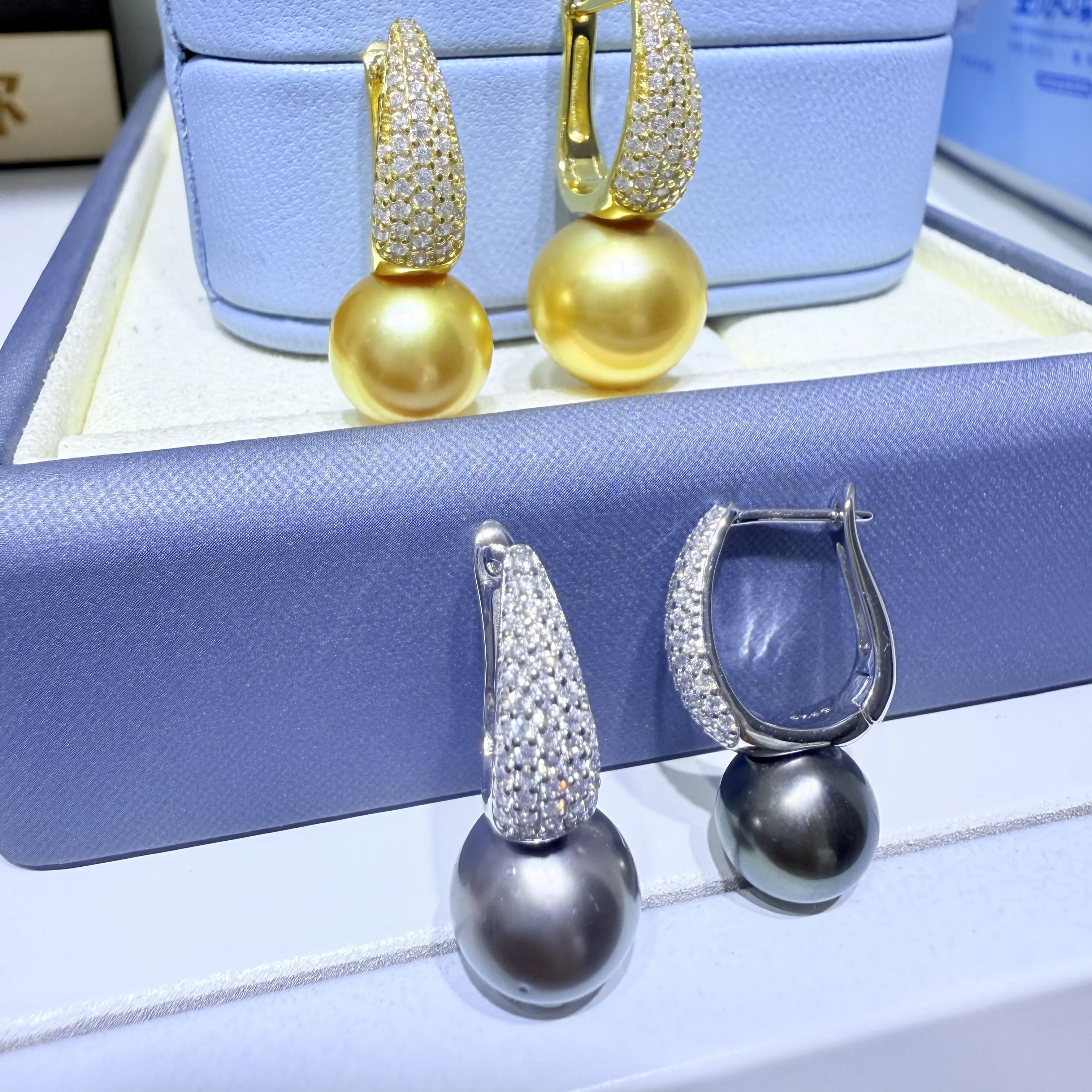 

Elegant Pearl Earrings AAAA10-11mm Natural Round Pearl Earrings 925s