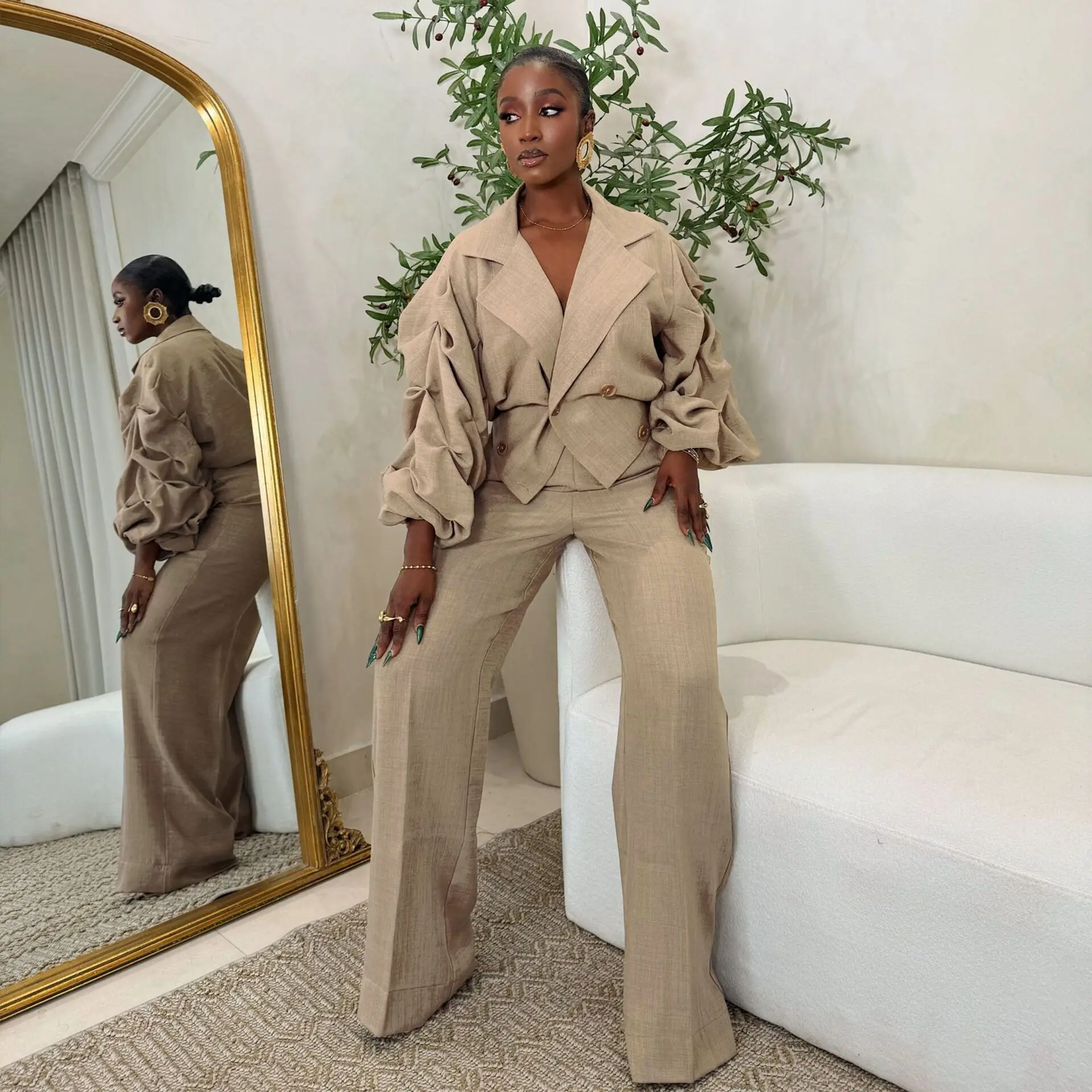 

Fashion Women's Elegant Two-Piece Suit with Casual Lapel And Pleated Sleeve Trousers Autumn 2025 Collection