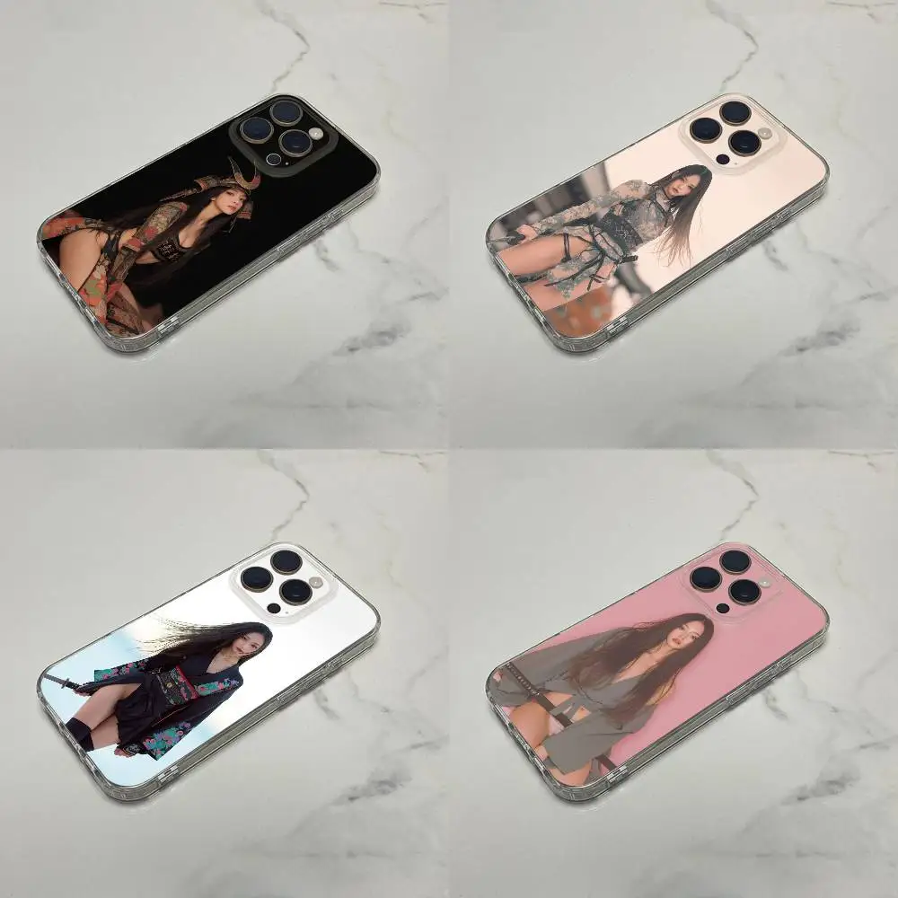 

Japan Bushido Samurai Onna Musha Phone Case For iPhone 16,15,14,13,12,11 Plus,Pro,Max,XR,XS,Plus,E,SE4,Mini Transparent Box