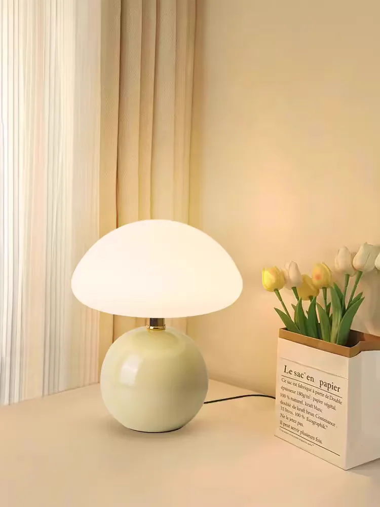 

Modern Small Table Lamp LED Cream Wind Ceramic Eye-Care Table Lamp Modern Minimalist Bedside Study Ambient Light LED Night Light