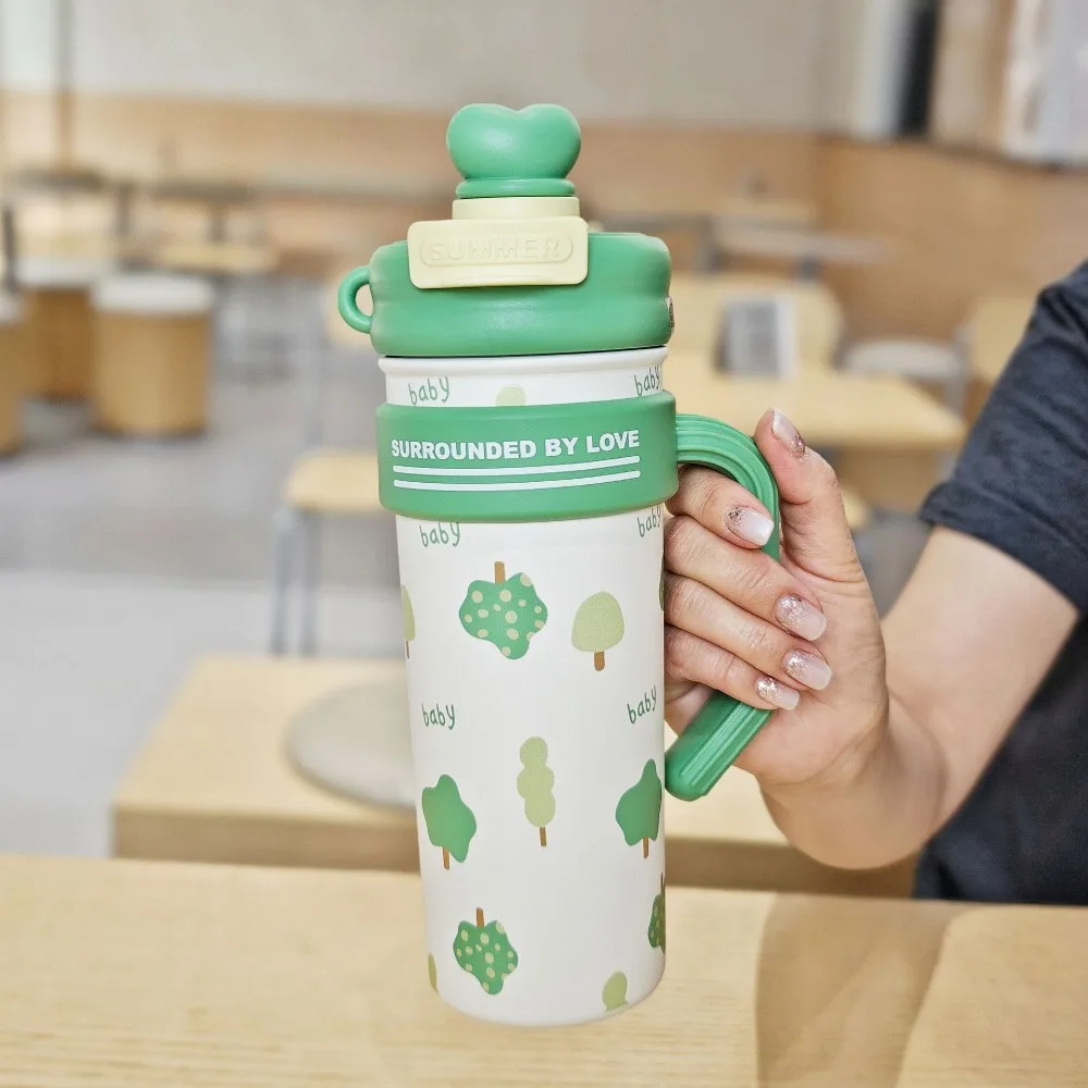 

Cute 700ML Vacuum Cup High-Capacity Insulation Or Cooling 316 Stainless Steel Cup With Handle Thermal Mug for Student Children