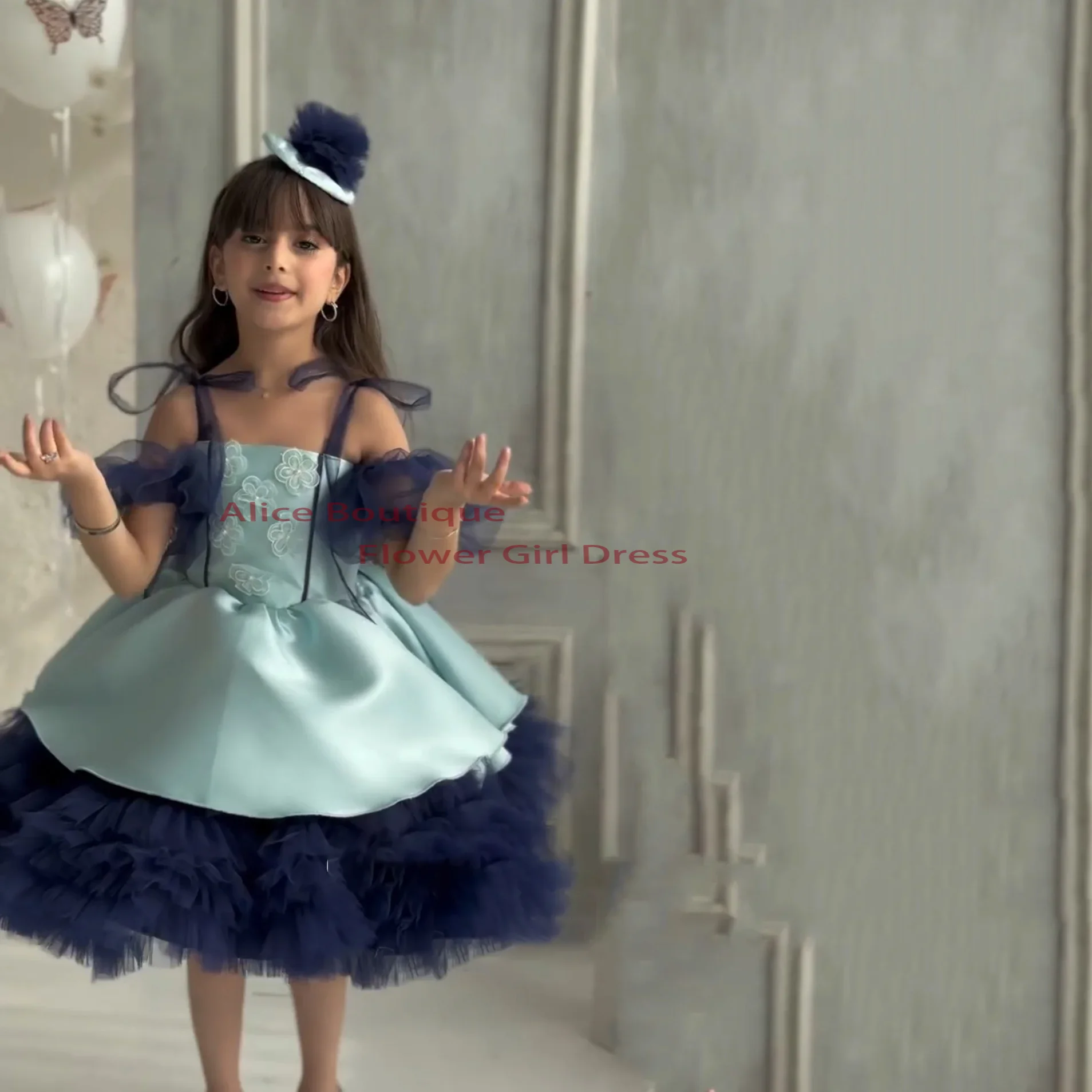 Vestido de niña de flores con tirantes finos, apliques de corte en A, plisado hasta la rodilla, vestido con hombros descubiertos para niños, vestido de cumpleaños de primera comunión
