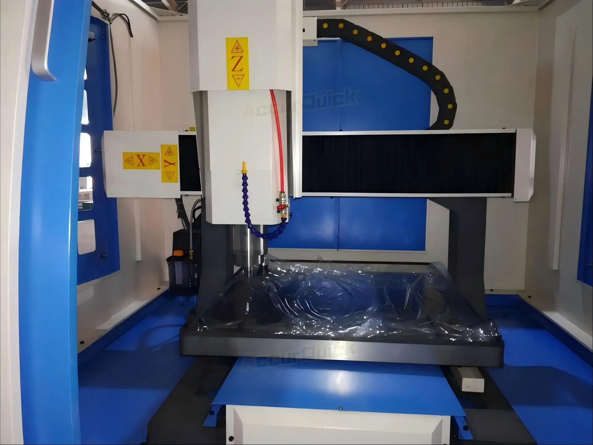 Enclosed 3 Axis CNC Milling Engraving 6060 Metal CNC Router Machine with Separately Control Cabinet