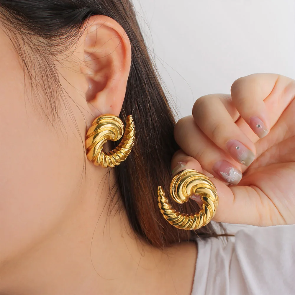 DIY accessories European and American ins women's trend 18k gold stainless steel earrings spiral horn niche earrings fashion per