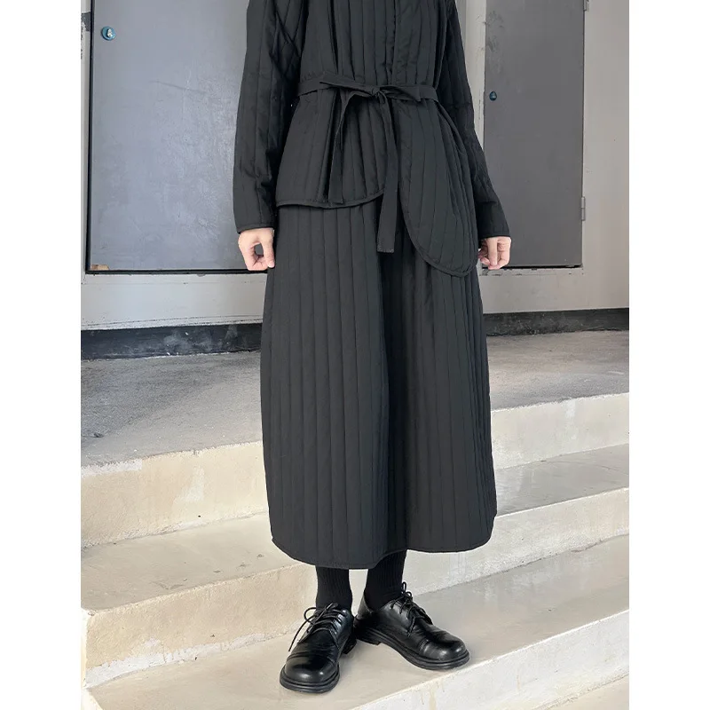 Johnature Black Padded High-waisted Vertical Skirts A-line 2024 Autumn Winter New Casual Simple All Match Warm Loose Women Skirt