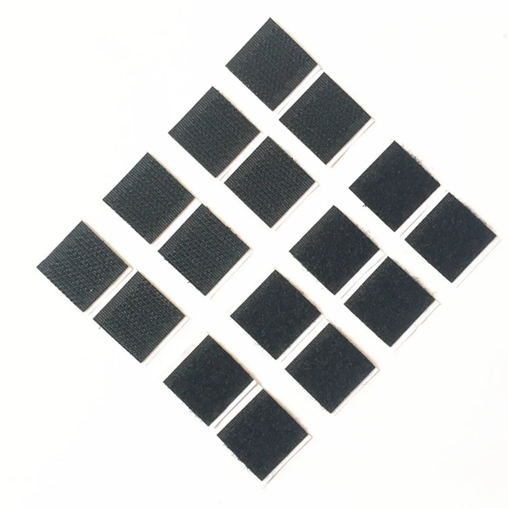Рисунок 3 - 12 комплектов противоскользящих накладок для ковров