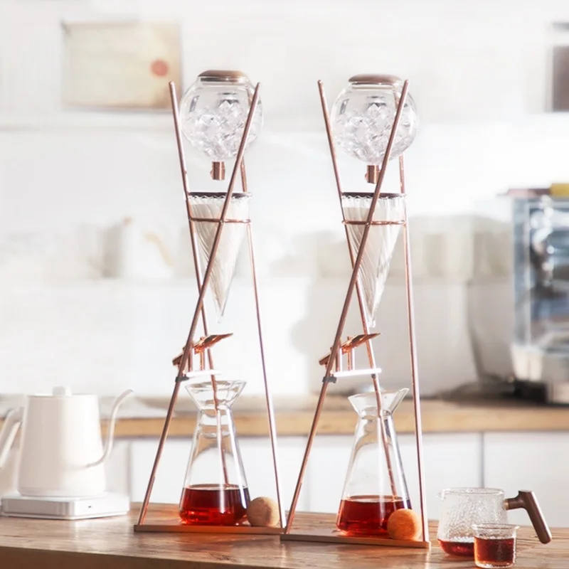 

Коммерческая кофеварка для холодного заваривания (колд-брю) / Кофеварка для приготовления кофе методом айс-дрип / Кофеварка для капельного заваривания