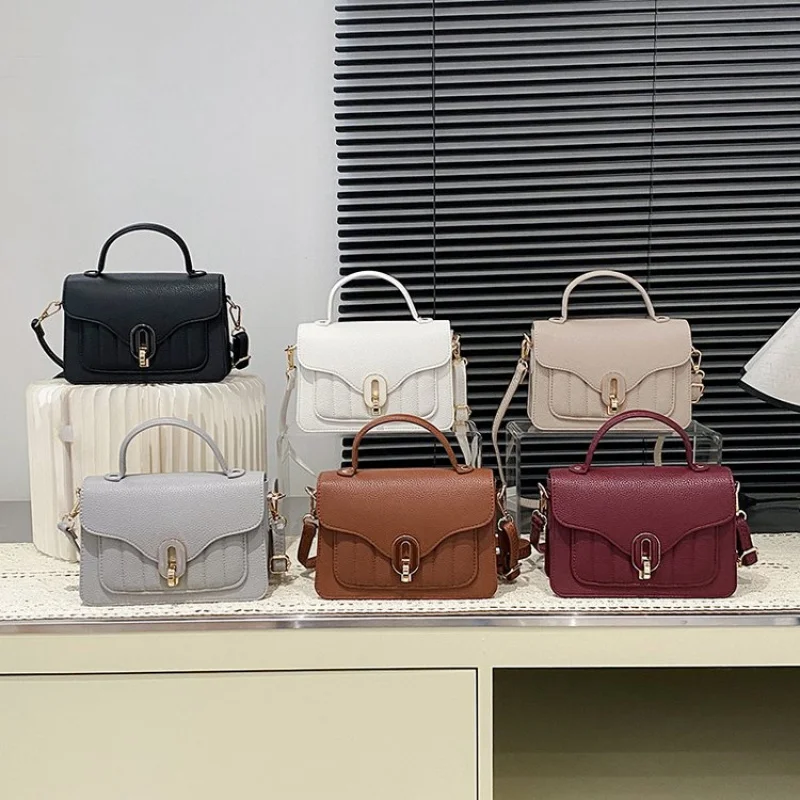 

Модная однотонная большая сумка с буквенным логотипом, большая вместительная элегантная кожаная женская практичная сумка