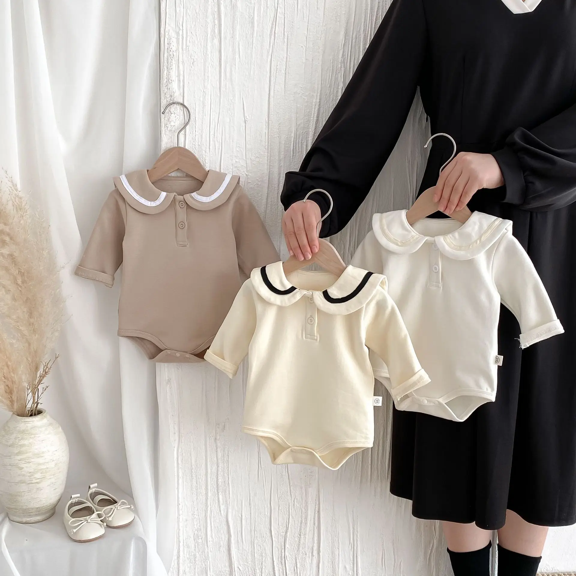 

2025 Autumn New Baby Girl Sailor Collar Bodysuit Newborn Long Sleeve Cotton Cute Lapel Jumpsuit Toddler Girl Clothes 0-24M