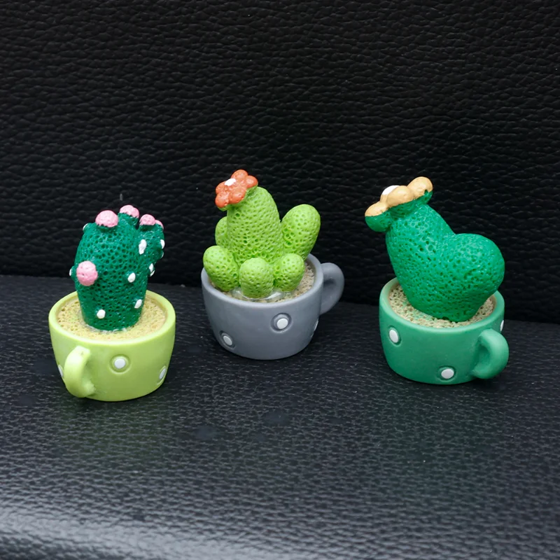 Car Dashboard Cactus Ornament Universal Automotive Interior Portable Cactus Themed Decoration Dashboard Ornament Accessories