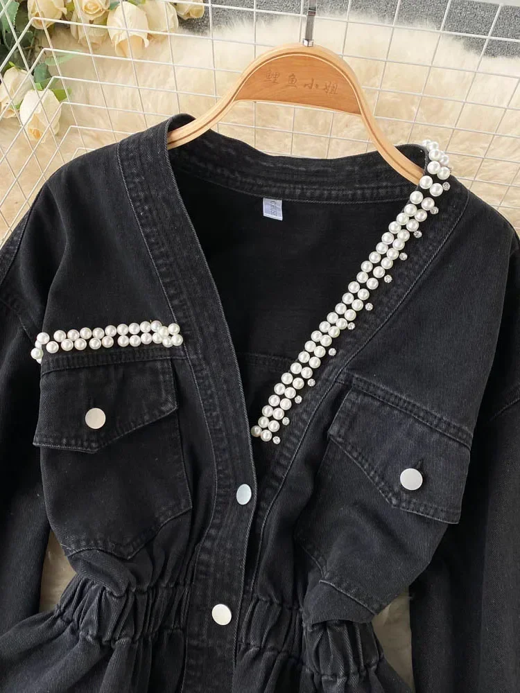 Fall 2024 New Retro Denim Jacket Coat Female Temperament V-neck Single-breasted Beaded Waist Slim Crop Top KK1333