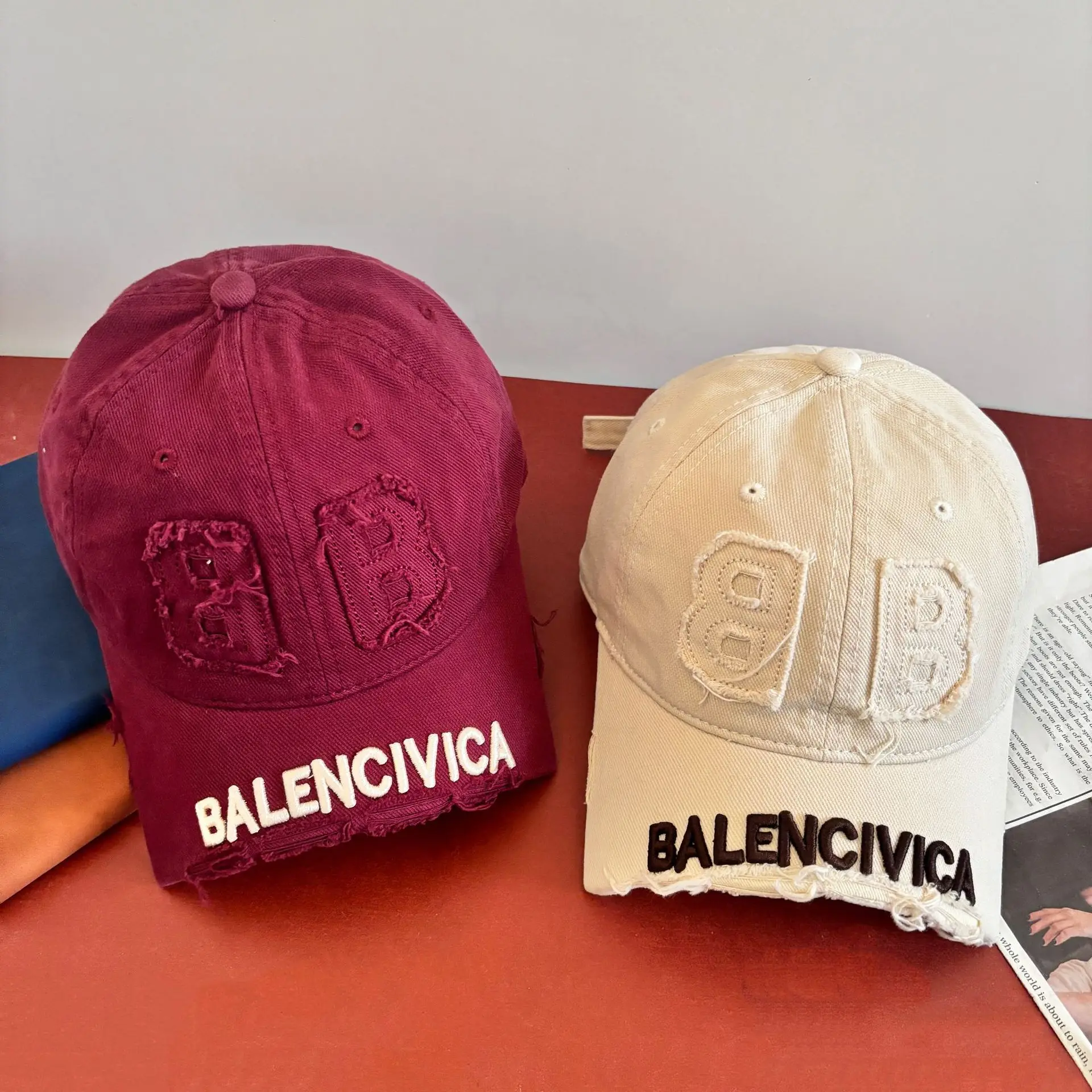 قبعة بيسبول عصرية من قماش الدنيم للنساء والرجال قبعات عتيقة بأحرف متعثرة مطرزة من القطن الناعم قبعات غير رسمية للجنسين