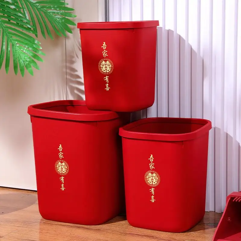

Thi Plastic Water Buet with Handle And Lid for Moving House Celebration New Home Red Buet Household Cleaning Tool