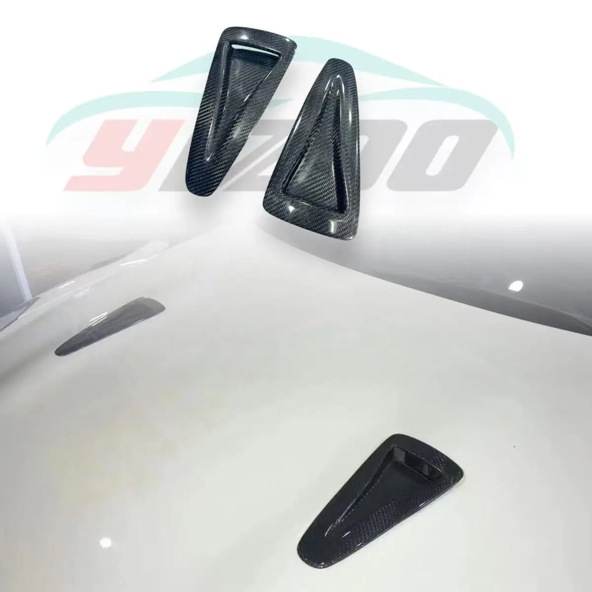 Suitable for Nissan GTR R35 modification upgrade original carbon fiber cover paste trend