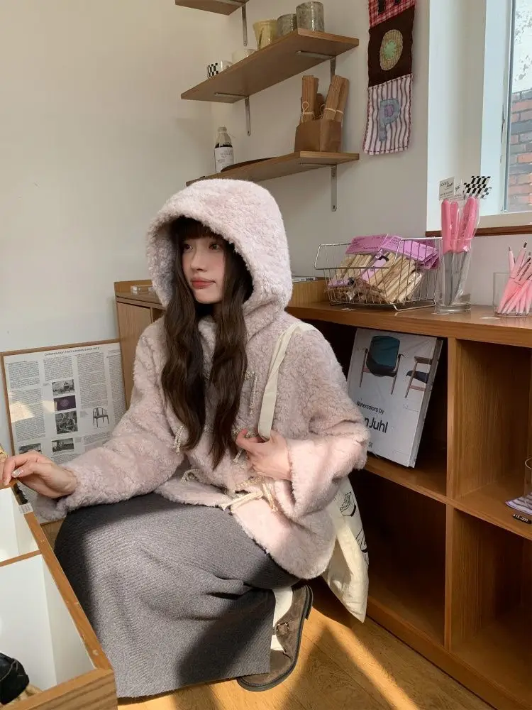 

Куртка из овечьей шерсти, милая, очаровательная, милая, милая, очаровательная, восхитительная, привлекательная, привлекательная, выигрышная, захватывающая