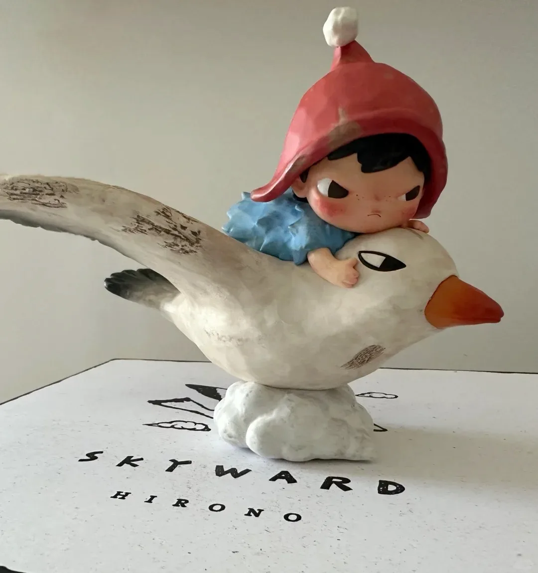 POPMART هيرونو سحابة التماثيل العصرية صندوق أعمى اللعب تحلق الطيور لطيف تحصيل اللعب مفاجأة هدايا عيد ميلاد في الأوراق المالية