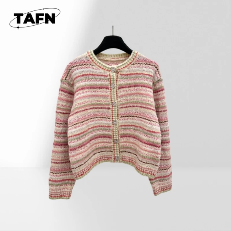 

24 hot new British style advanced cashmere thermal banquet ladies sweater Christmas sweater trend