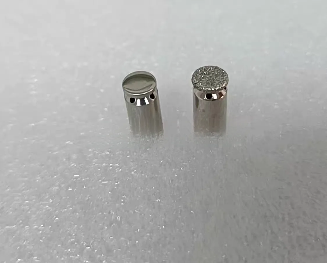 

Transport one set of pointed tips (two) and one set of lids (four) to the United States