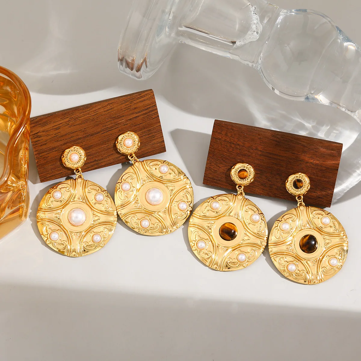 Vintage Carved Round Disc Drop Earrings for Women 18K Gold Plated Natural Tiger Eye Pearl Dangle Earrings Statement Jewelry Gift